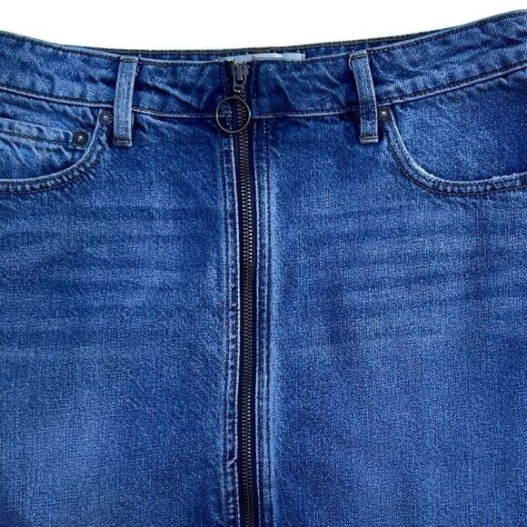 We The Free Denim Mini Skirt Women's Size 27 Blue Front Full Zip Boho Frayed Hem - Picture 8 of 11